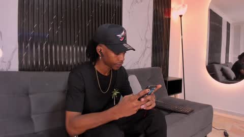 Bryxon  online show from December 28, 2024, 3:26 am