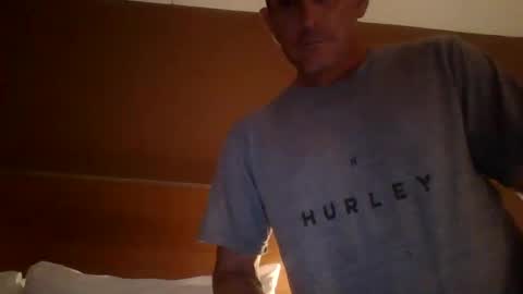 Snapshot of btownstud chatting on September 26, 2025, 12:47 am btownstud online show from September 26, 2025, 12:47 am