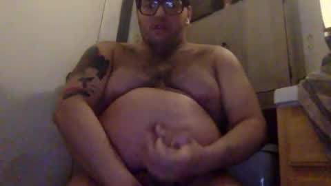 Snapshot of bttmchub98 chatting on January 16, 2025, 10:21 am bttmchub98 online show from January 16, 2025, 10:21 am