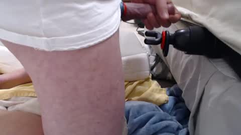 Snapshot of btwnthemattress chatting on June 13, 2026, 5:38 am btwnthemattress online show from June 13, 2026, 5:38 am