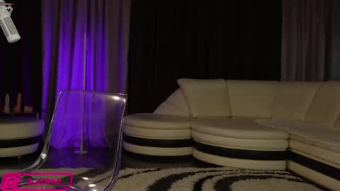 Bubble  gum  online show from February 24, 2025, 1:57 am