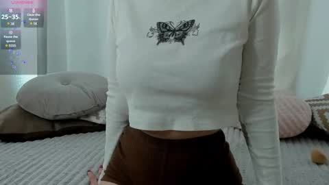 Sabrina  online show from March 6, 2025, 7:36 am