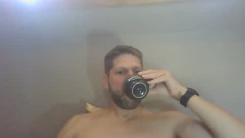 Snapshot of bubblebee1982 chatting on July 6, 2026, 8:11 am bubblebee1982 online show from July 6, 2026, 8:11 am
