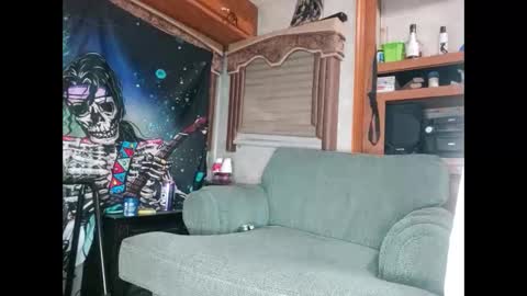 Max  candi online show from May 27, 2026, 2:08 am