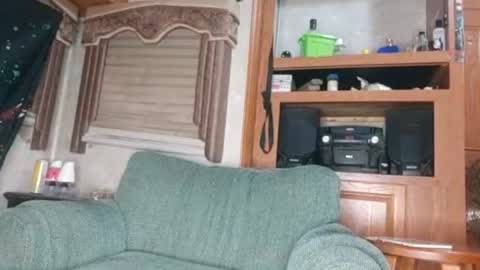 Max  candi online show from June 17, 2026, 1:52 am