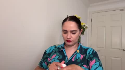Snapshot of bubblegumfairy_ chatting on July 12, 2026, 5:37 pm Anna online show from July 12, 2026, 5:37 pm