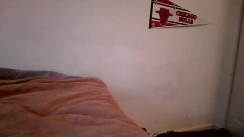 Snapshot of buckeye1990 chatting on September 30, 2025, 2:44 pm B online show from September 30, 2025, 2:44 pm