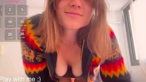 Mira  online show from October 30, 2025, 3:46 pm