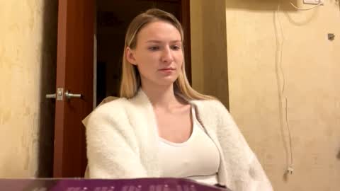 Snapshot of buenamorey chatting on February 12, 2026, 9:21 pm buenamorey online show from February 12, 2026, 9:21 pm