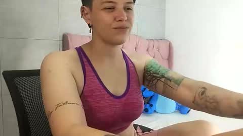 Snapshot of bug2025 chatting on September 23, 2025, 2:25 am bug2025 online show from September 23, 2025, 2:25 am