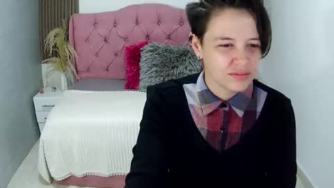 bug2025 online show from April 18, 2026, 11:25 am