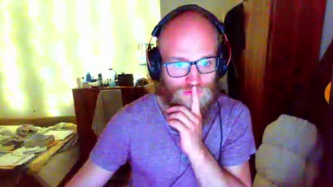 Lukas online show from July 10, 2026, 9:06 pm