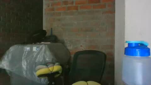 Snapshot of builtfpleasure chatting on July 13, 2026, 10:01 pm builtfpleasure online show from July 13, 2026, 10:01 pm