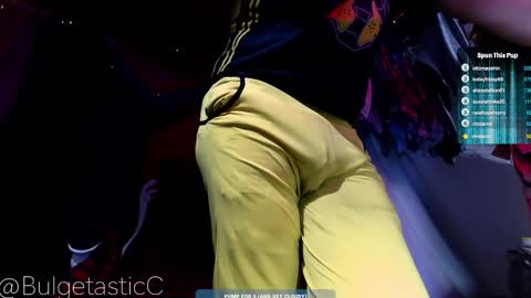 Snapshot of bulgetasticc chatting on October 12, 2025, 8:30 pm BulgetasticC online show from October 12, 2025, 8:30 pm