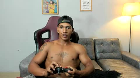 bull_cam online show from February 22, 2026, 2:13 am