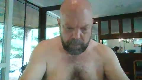 Snapshot of bulldog302w chatting on June 10, 2026, 3:22 pm bulldog302w online show from June 10, 2026, 3:22 pm