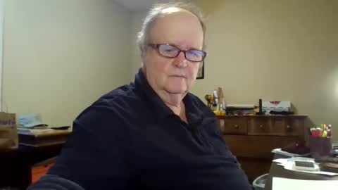 Snapshot of bullfrogg5050 chatting on February 12, 2026, 4:46 pm bullfrogg5050 online show from February 12, 2026, 4:46 pm