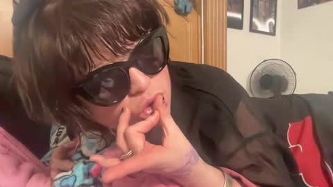 Snapshot of bunbunninjaz chatting on January 8, 2025, 7:24 am bunbunninjaz online show from January 8, 2025, 7:24 am