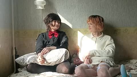 Elly and Blake online show from April 1, 2026, 7:09 am