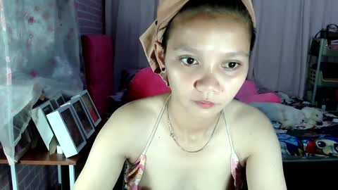 Snapshot of bunny_flower18 chatting on December 12, 2024, 10:56 am bunny_flower18 online show from December 12, 2024, 10:56 am