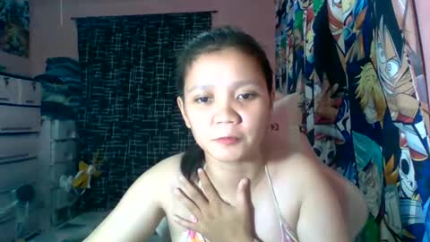 bunny_flower18 online show from May 16, 2026, 10:36 am
