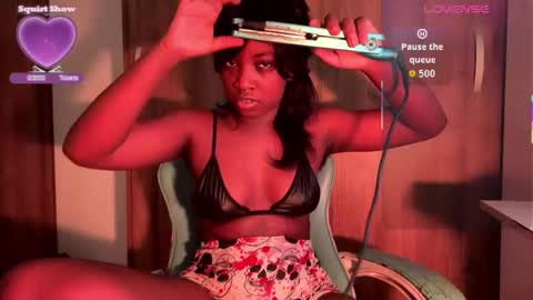 Snapshot of bunny_secrets chatting on October 2, 2025, 8:38 pm Isa online show from October 2, 2025, 8:38 pm