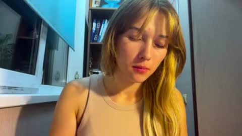 Snapshot of bunnyaurielle chatting on July 21, 2026, 7:49 pm Bunnyaurielle online show from July 21, 2026, 7:49 pm