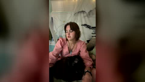 Snapshot of bunnyb_222 chatting on April 23, 2026, 4:35 am bunny baby online show from April 23, 2026, 4:35 am