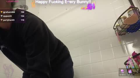 Tokki  bunny  online show from January 12, 2025, 5:13 am