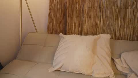 Snapshot of bunnycute_shy chatting on April 27, 2026, 12:47 pm 30 Off online show from April 27, 2026, 12:47 pm
