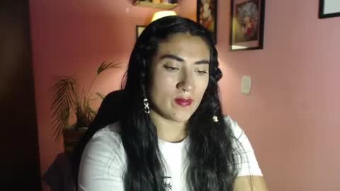 Snapshot of bunnyemilyr0s33 chatting on July 23, 2026, 9:46 pm bunnyEmilyR0s33 online show from July 23, 2026, 9:46 pm