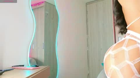 Valeria online show from March 26, 2026, 9:37 am