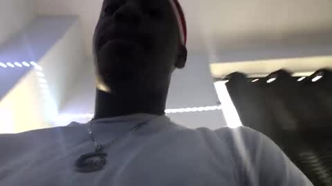 burgerboy06 online show from February 19, 2025, 6:54 pm