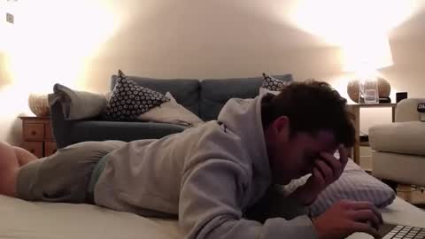 Snapshot of burnblaze24 chatting on January 5, 2026, 11:19 pm John online show from January 5, 2026, 11:19 pm