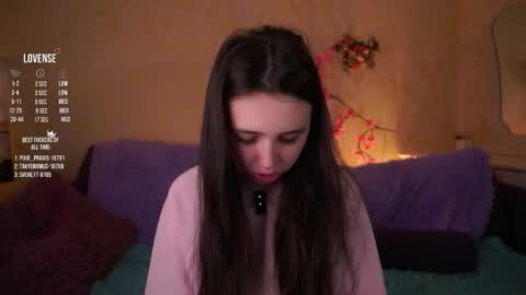 Jessica online show from April 4, 2026, 3:27 am