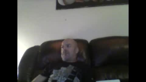 burnleyguy1977 online show from January 12, 2026, 7:13 am