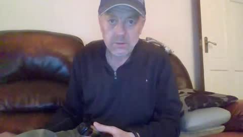 burnleyguy1977 online show from May 9, 2026, 2:28 am