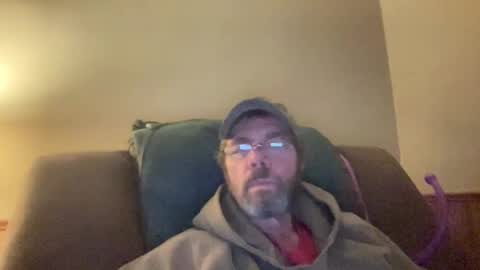Snapshot of bushbeautician chatting on December 22, 2024, 11:20 pm bushbeautician online show from December 22, 2024, 11:20 pm