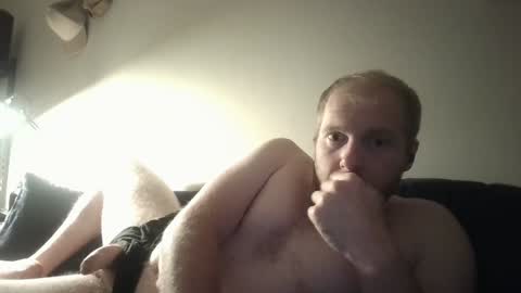 Snapshot of bushmate92 chatting on January 7, 2025, 2:08 pm bushmate92 online show from January 7, 2025, 2:08 pm