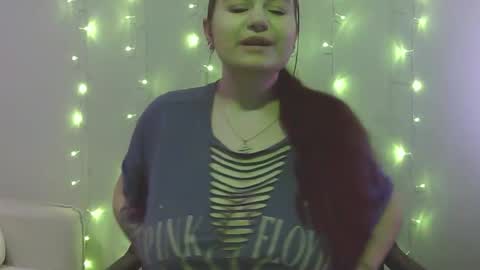 busteebetty online show from February 17, 2026, 5:37 am