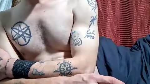 Snapshot of buster18hymen chatting on October 30, 2025, 10:27 am Buster18Hymen online show from October 30, 2025, 10:27 am