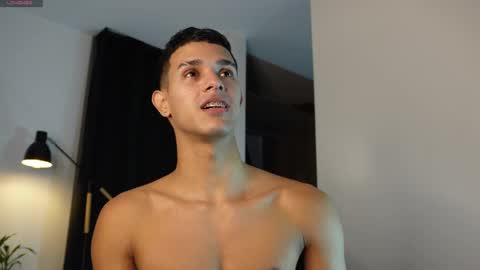 Snapshot of busterspinter chatting on April 20, 2026, 12:13 am Buster independent model online show from April 20, 2026, 12:13 am