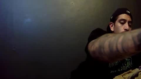 Snapshot of bustnfatloads2 chatting on November 11, 2025, 5:40 am bustnfatloads2 online show from November 11, 2025, 5:40 am