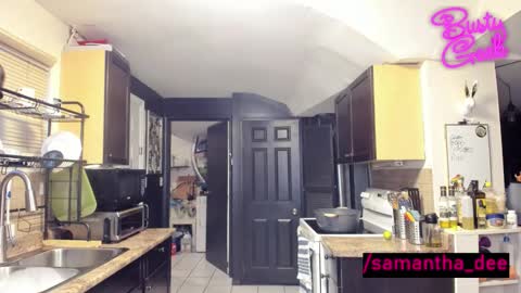 Samantha Dee online show from February 8, 2026, 4:43 pm