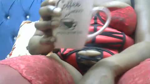 Snapshot of bustynolimit82 chatting on September 28, 2025, 7:41 pm BustyNolimit82 online show from September 28, 2025, 7:41 pm