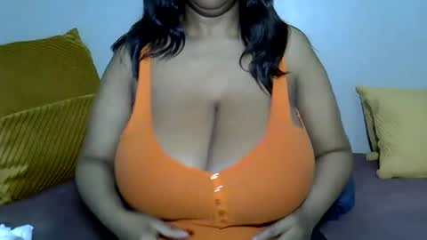 Snapshot of bustytessa37 chatting on June 30, 2026, 3:07 am bustytessa37 online show from June 30, 2026, 3:07 am