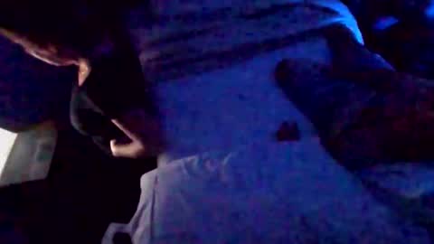 busy40somethingcpl online show from November 2, 2025, 5:10 am