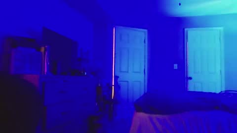 busybee83 online show from January 7, 2026, 3:42 am