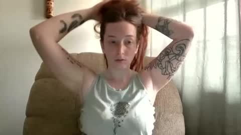 Snapshot of butcherbaby92 chatting on November 4, 2025, 6:29 pm butcherbaby online show from November 4, 2025, 6:29 pm