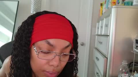 Snapshot of butterflybootyy chatting on April 24, 2026, 2:41 pm butterfly booty online show from April 24, 2026, 2:41 pm